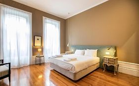 Guesthouse Bonjardim Suites By Lovelystay